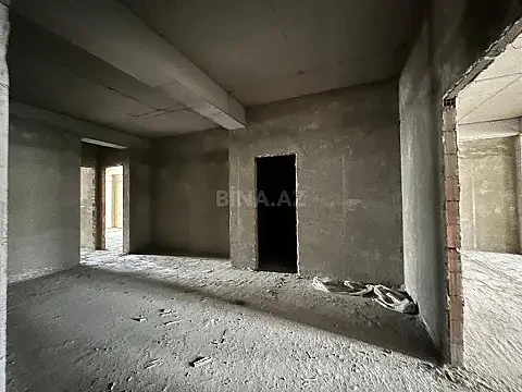 Satılır 4 otaqlı mənzil 217 m²