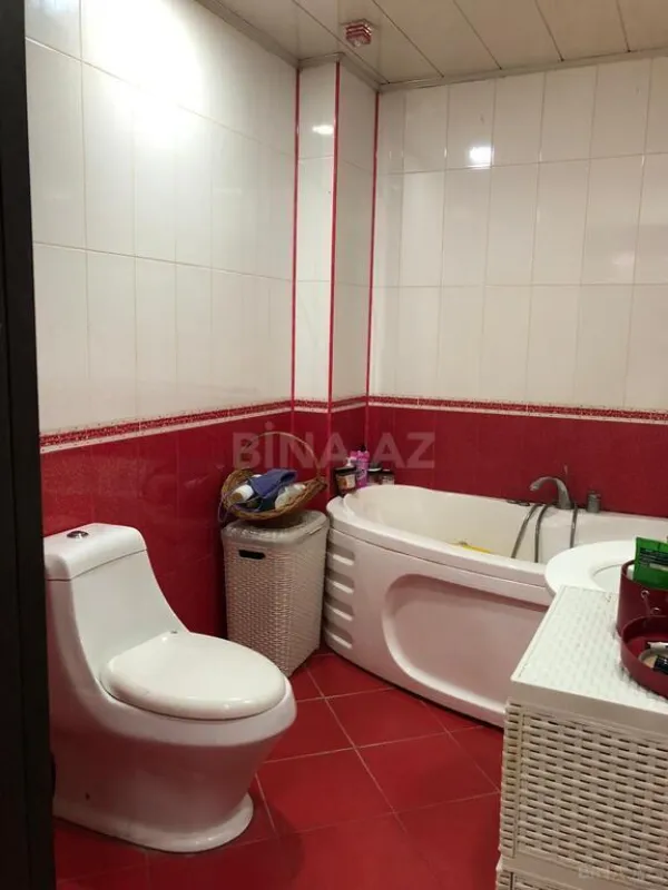 Satılır 3 otaqlı mənzil 118 m²