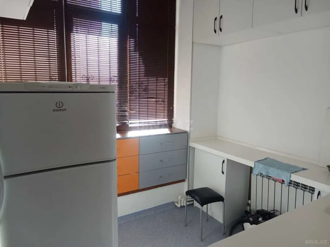 Satılır obyekt 100 m²