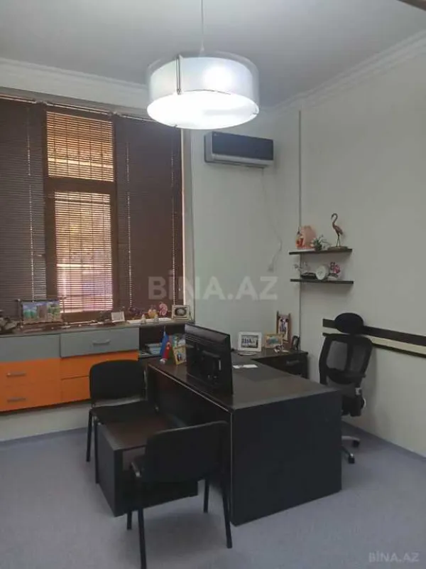 Satılır obyekt 100 m²