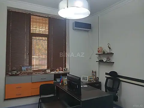 Satılır obyekt 100 m²