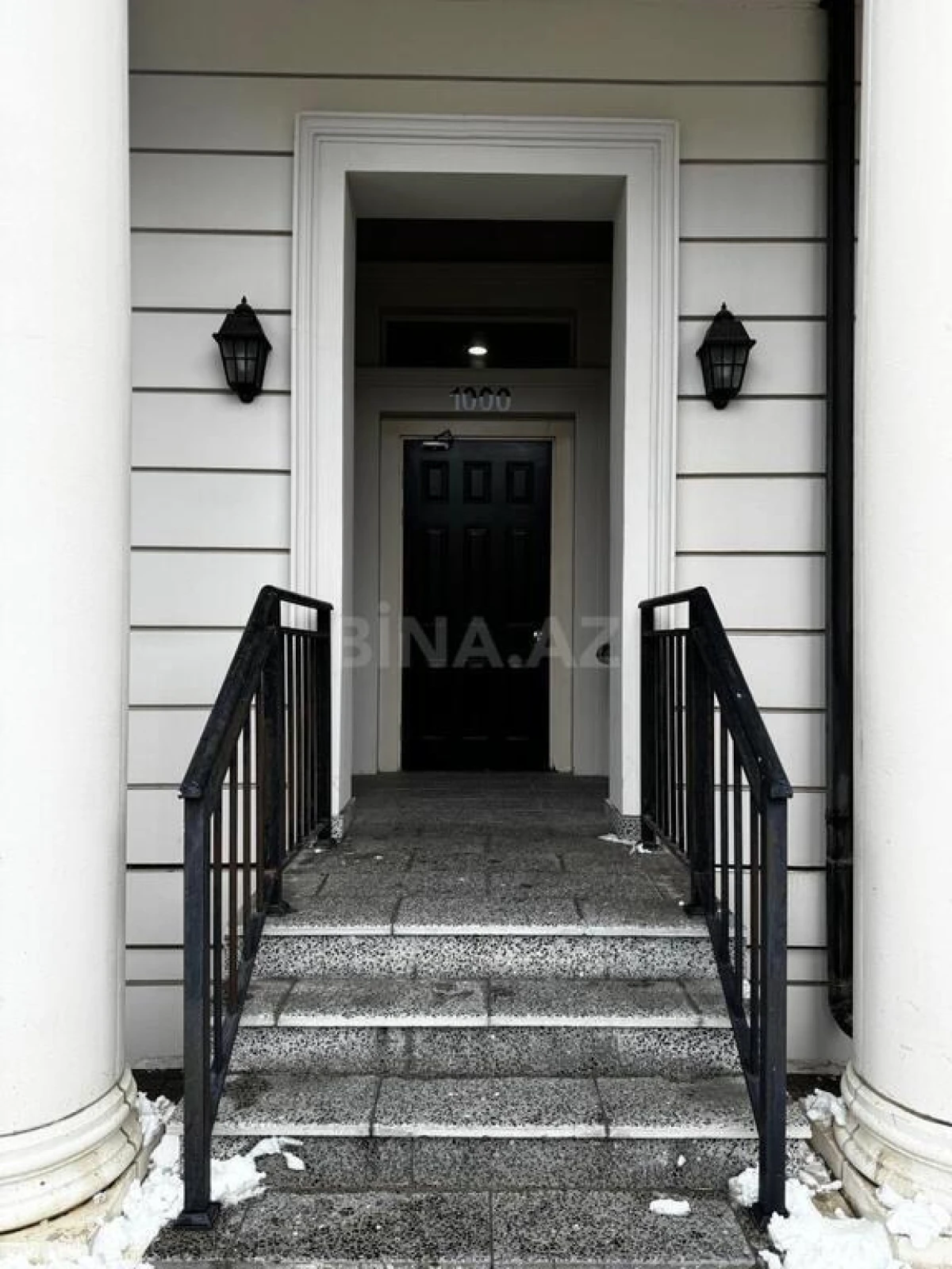 Kirayə verilir 1 otaqlı ofis 125 m²