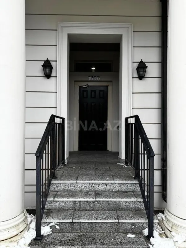 Kirayə verilir 1 otaqlı ofis 125 m²