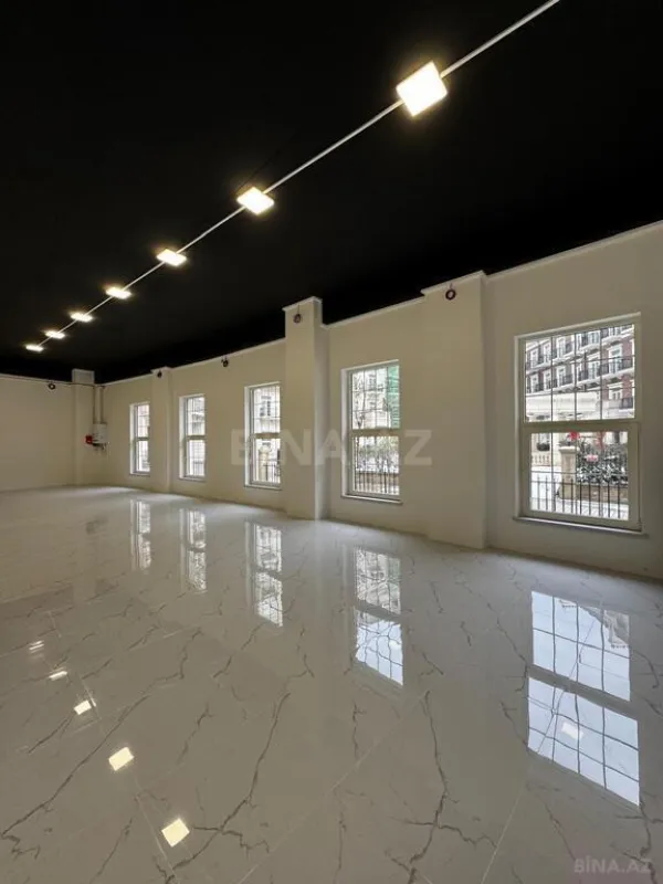 Kirayə verilir 1 otaqlı ofis 125 m²