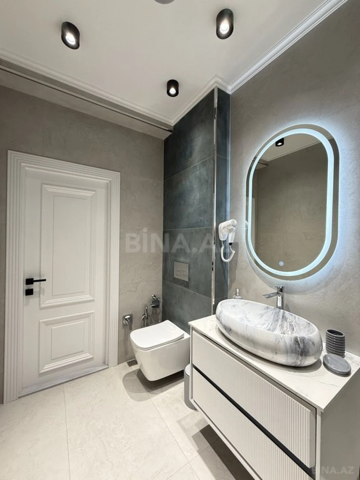 Satılır 2 otaqlı mənzil 63 m²