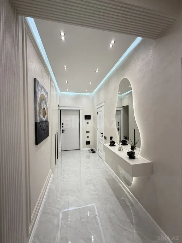 Satılır 2 otaqlı mənzil 63 m²