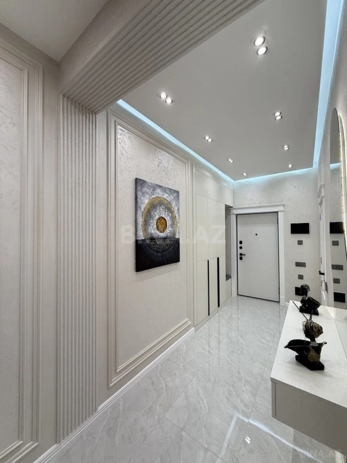 Satılır 2 otaqlı mənzil 63 m²