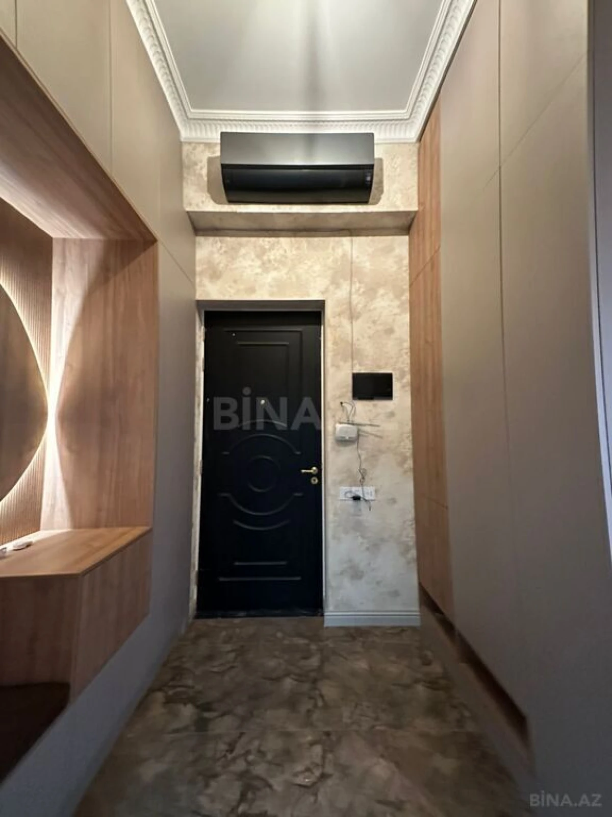 Satılır 2 otaqlı mənzil 63 m²
