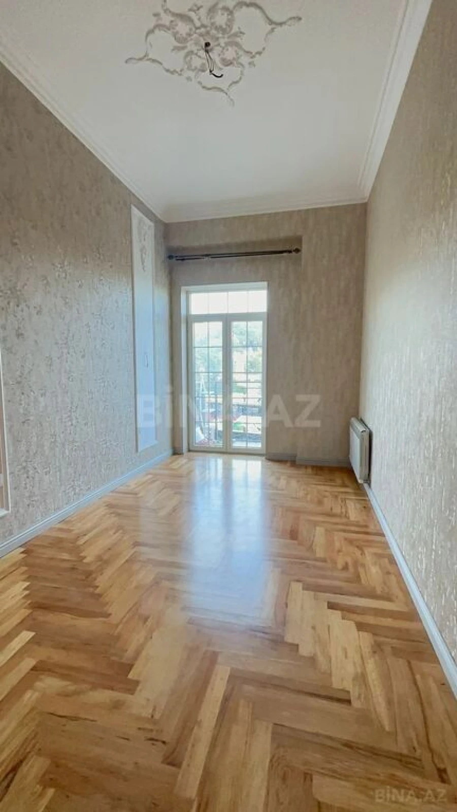 Satılır 2 otaqlı mənzil 63 m²