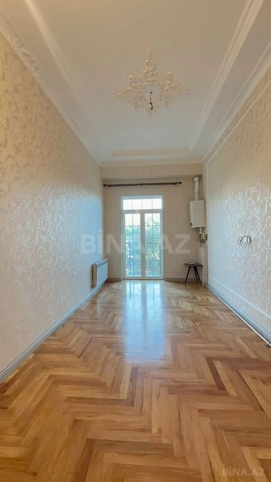 Satılır 2 otaqlı mənzil 63 m²