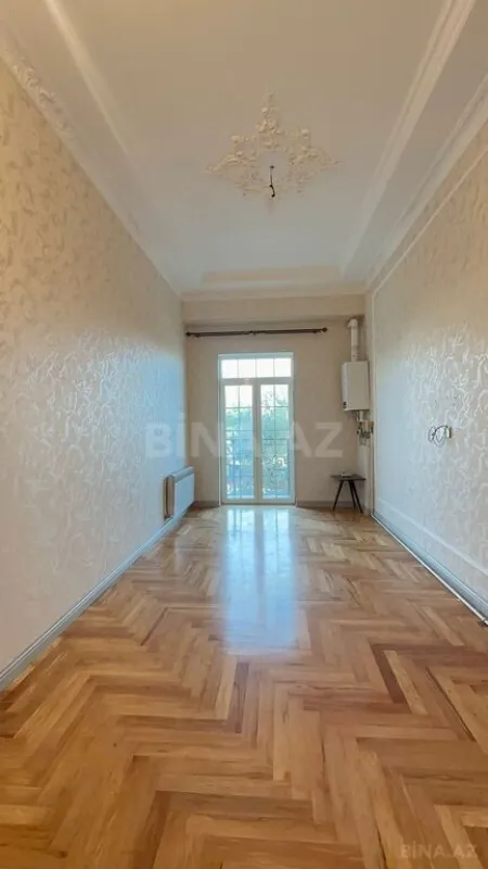 Satılır 2 otaqlı mənzil 63 m²