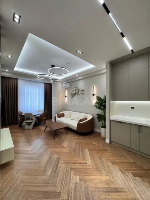 Satılır 2 otaqlı mənzil 68 m²