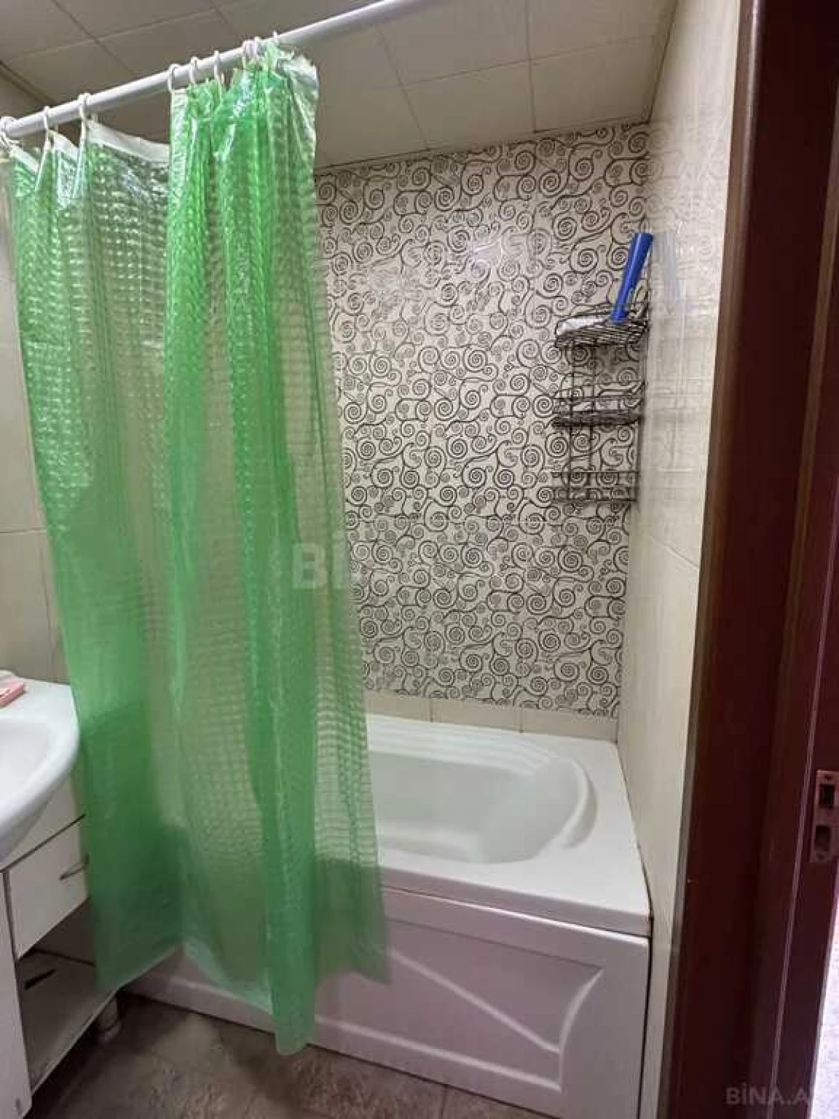 Satılır 2 otaqlı mənzil 75 m²