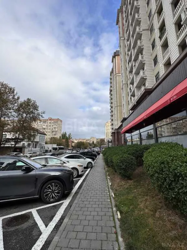 Satılır 2 otaqlı mənzil 75 m²