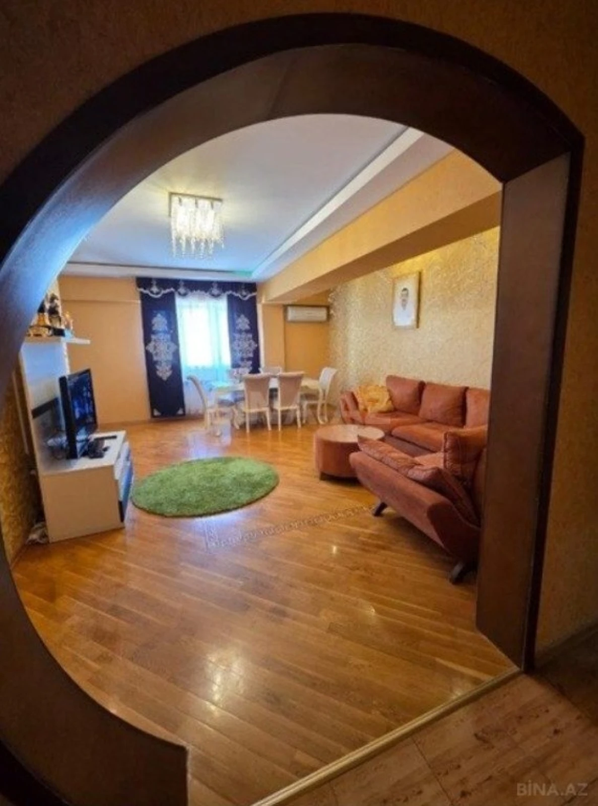 Satılır 4 otaqlı mənzil 170 m²