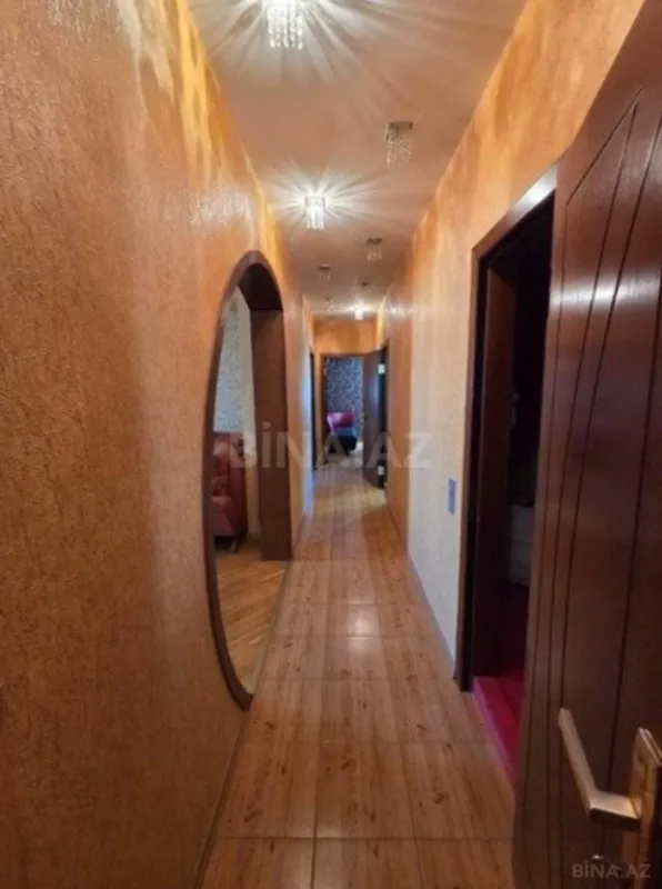 Satılır 4 otaqlı mənzil 170 m²