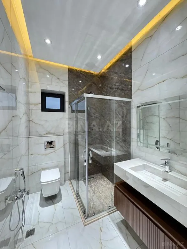 Satılır 4 otaqlı həyət evi 170 m²