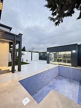 Satılır 4 otaqlı həyət evi 170 m²