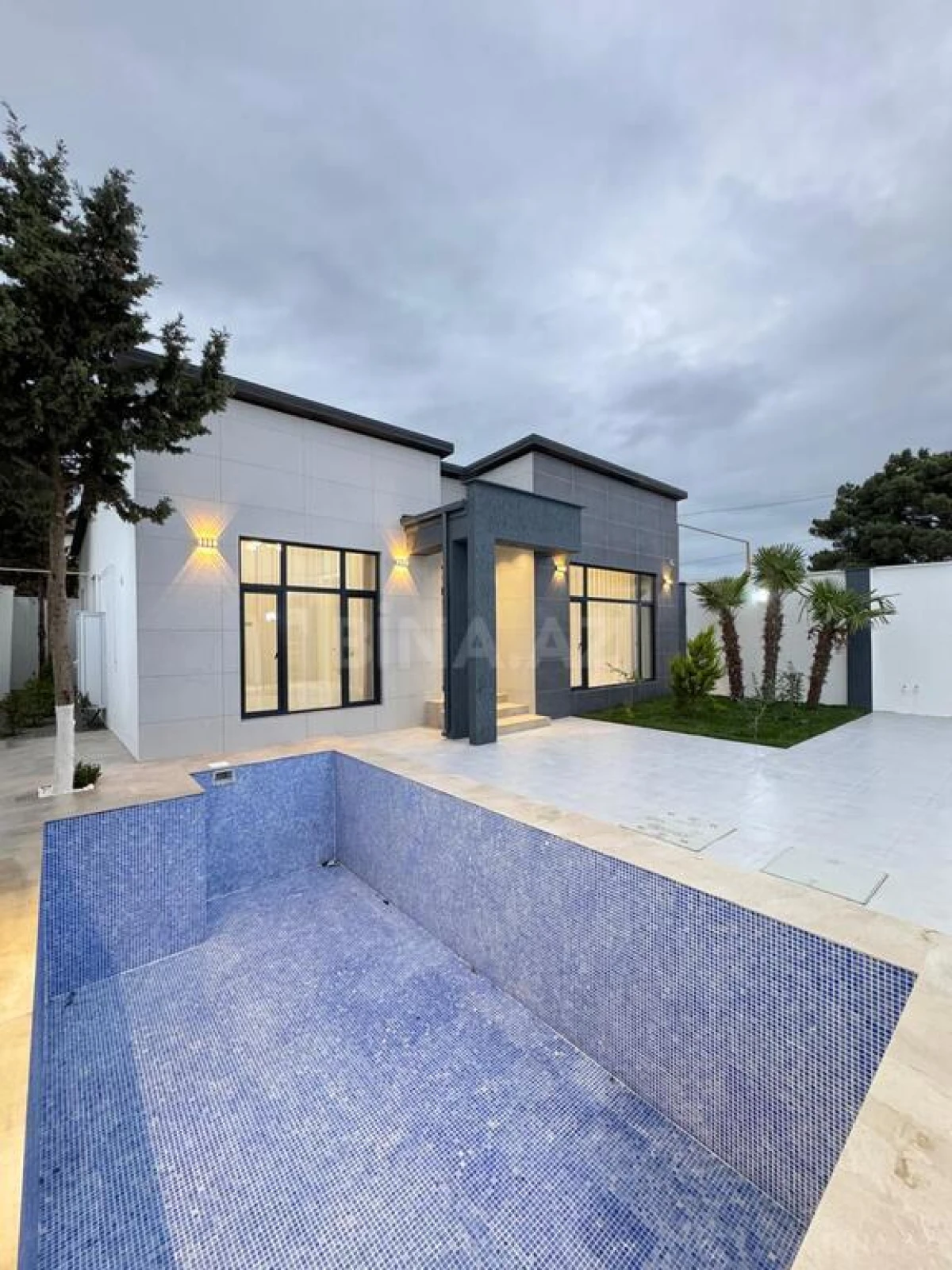 Satılır 4 otaqlı həyət evi 170 m²