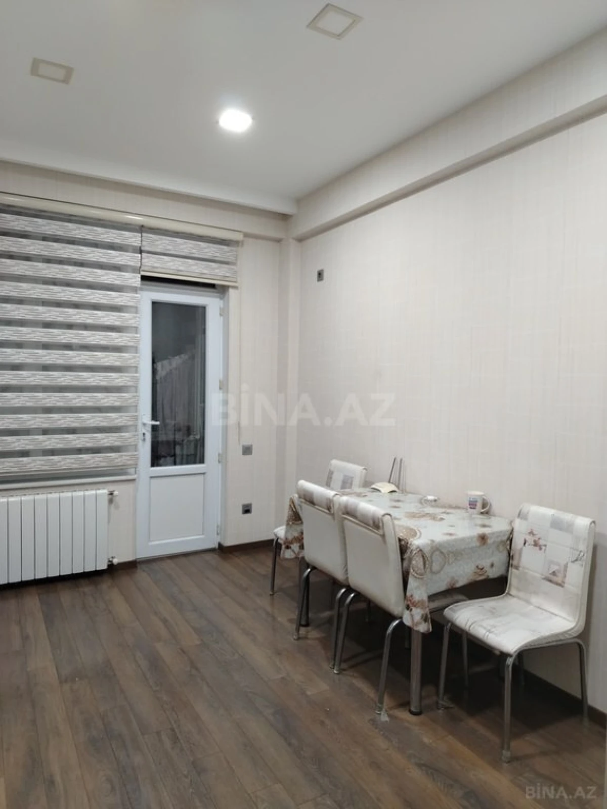 Kirayə verilir 3 otaqlı mənzil 110 m²