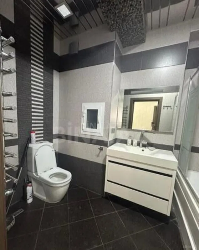 Kirayə verilir 3 otaqlı mənzil 110 m²