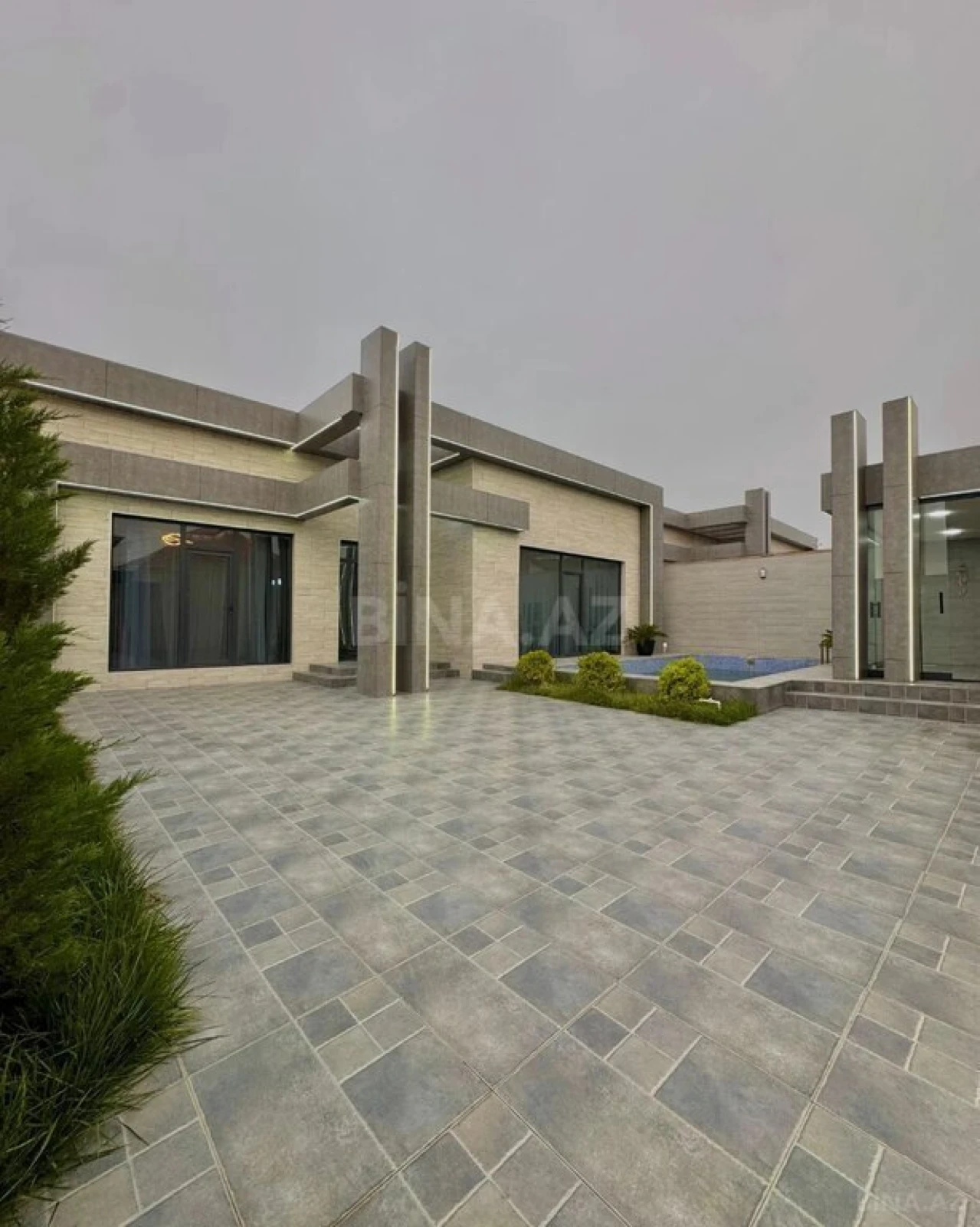 Satılır 4 otaqlı həyət evi 180 m²