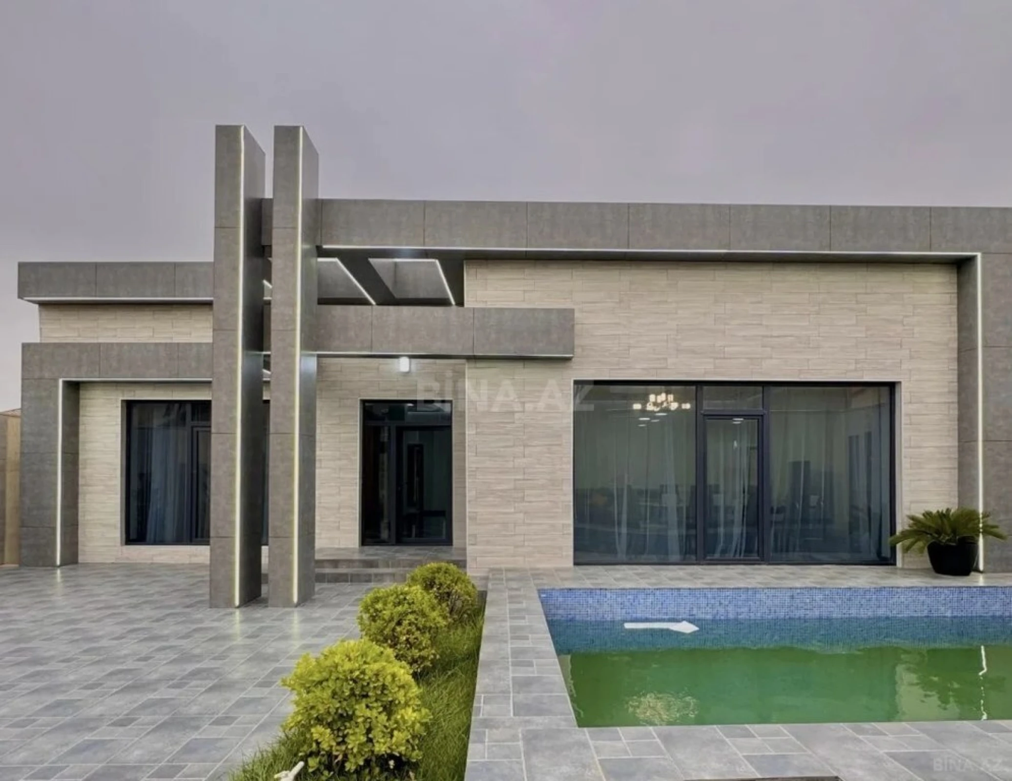 Satılır 4 otaqlı həyət evi 180 m²