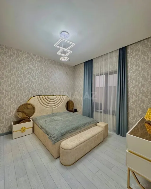 Satılır 4 otaqlı həyət evi 180 m²