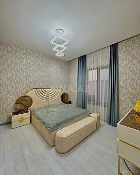 Satılır 4 otaqlı həyət evi 180 m²