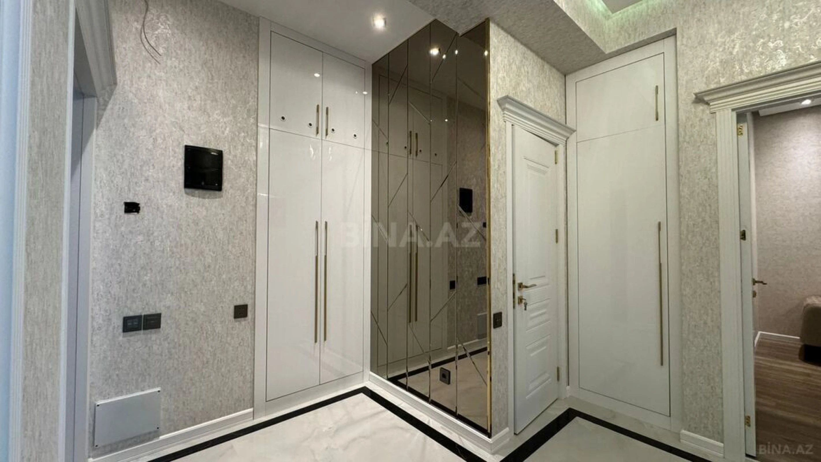 Kirayə verilir 3 otaqlı mənzil 90 m²