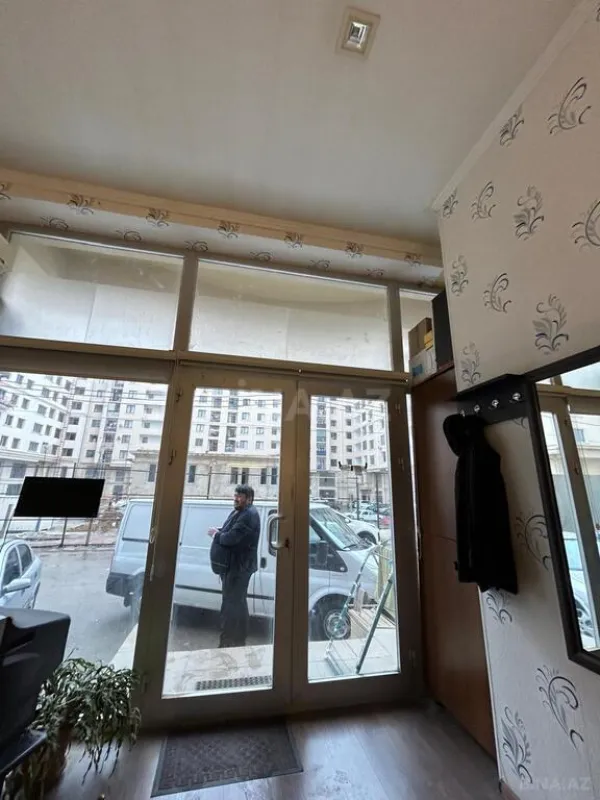 Satılır obyekt 220 m²