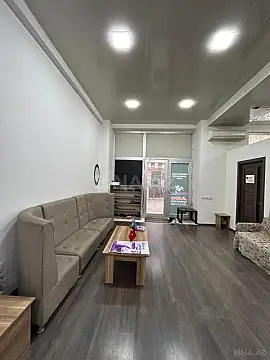 Satılır obyekt 220 m²