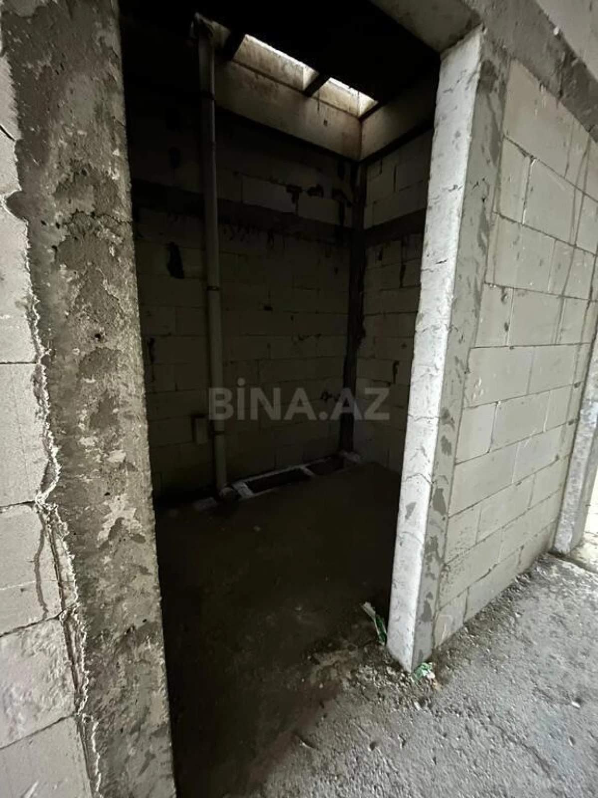 Satılır 2 otaqlı mənzil 85 m²