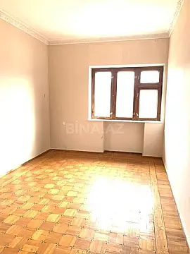 Satılır 3 otaqlı mənzil 120 m²