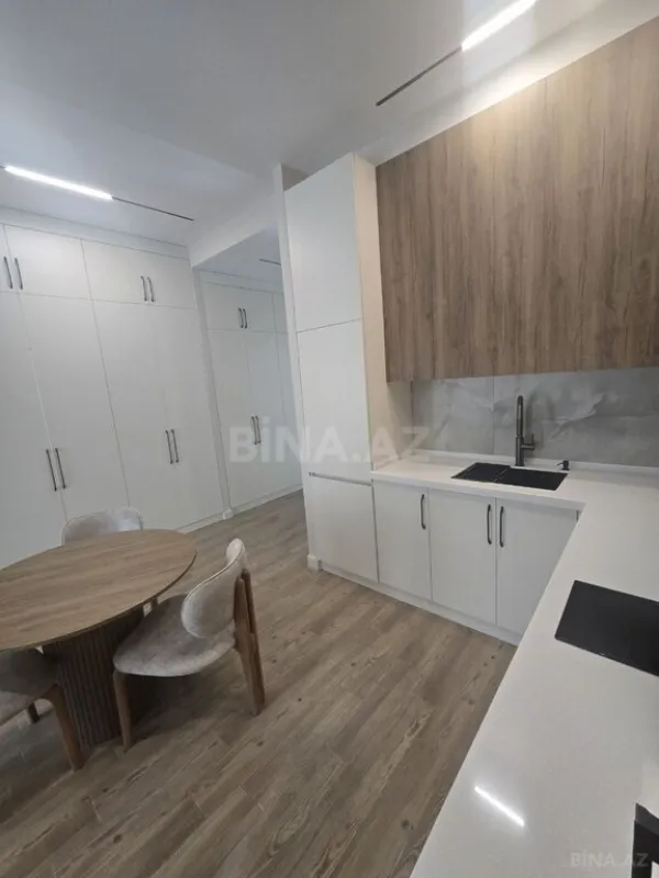 Satılır 1 otaqlı mənzil 58 m²