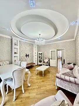 Satılır 3 otaqlı mənzil 100 m²