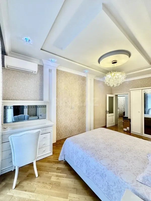 Satılır 3 otaqlı mənzil 100 m²