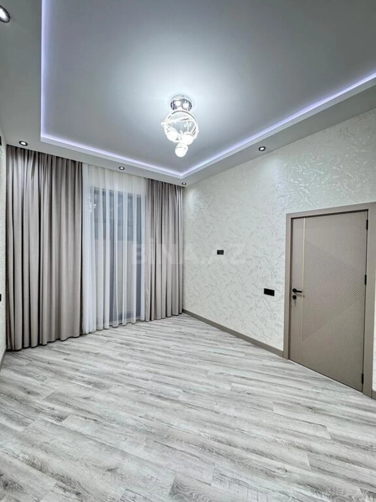 Satılır 4 otaqlı həyət evi 130 m²