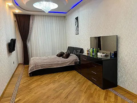 Kirayə verilir 2 otaqlı mənzil 85 m²