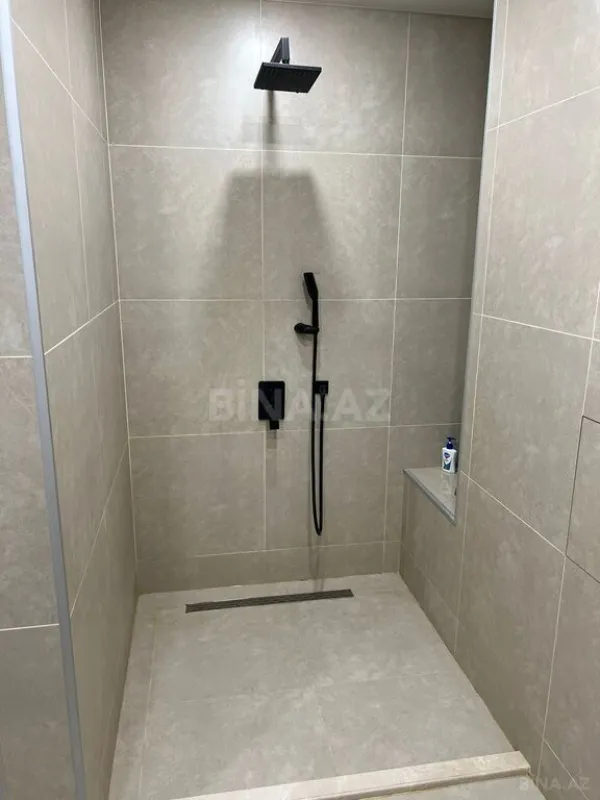 Kirayə verilir 2 otaqlı mənzil 85 m²