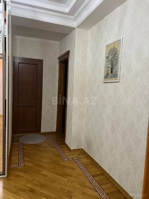 Kirayə verilir 2 otaqlı mənzil 85 m²