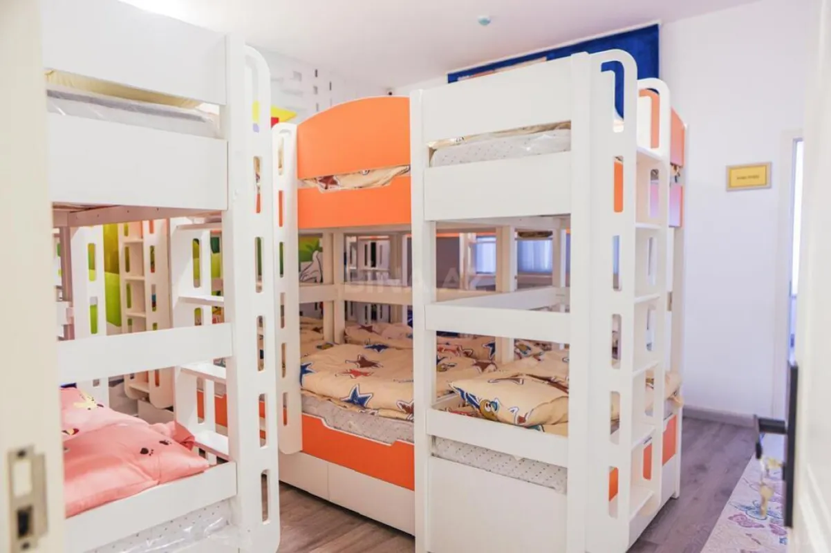 Satılır obyekt 517 m²