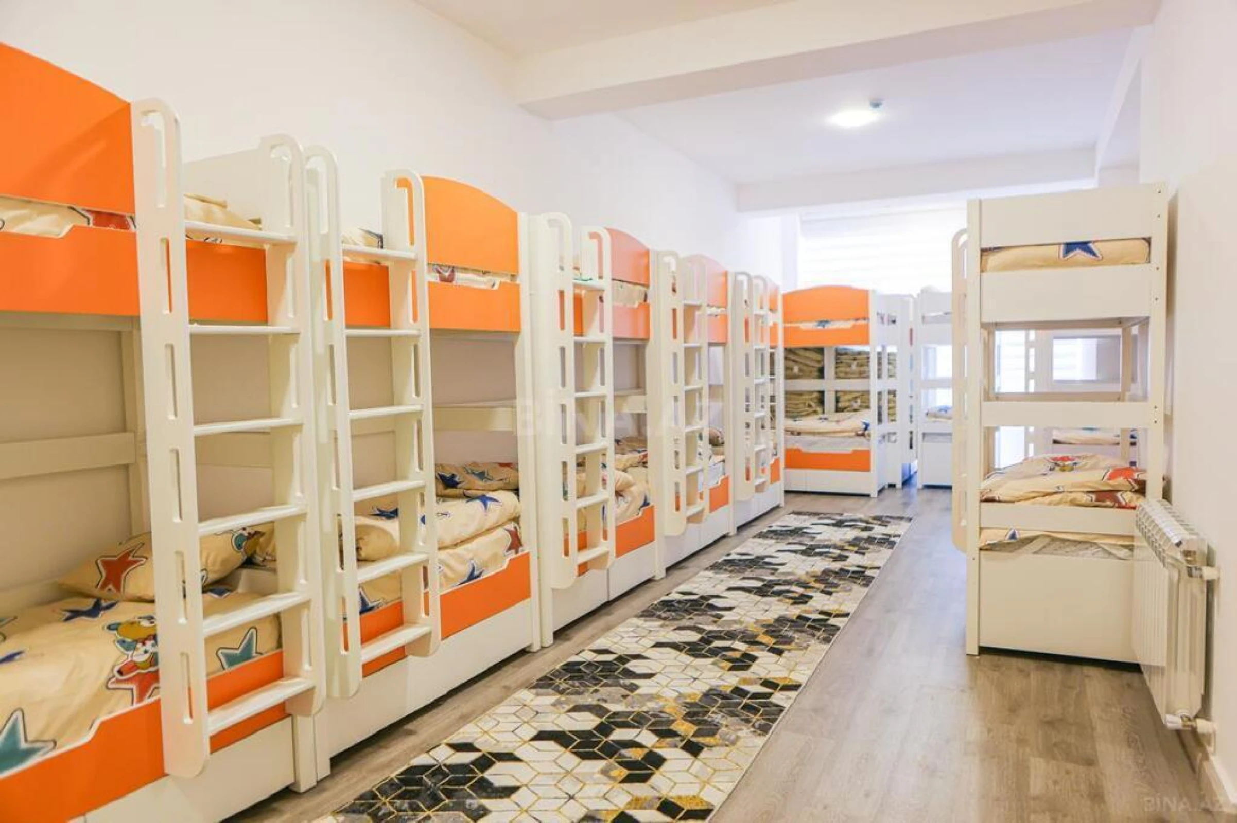 Satılır obyekt 517 m²