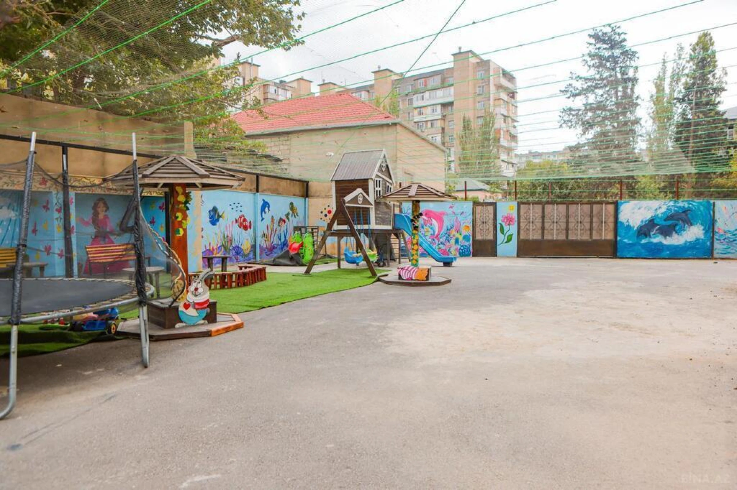 Satılır obyekt 517 m²