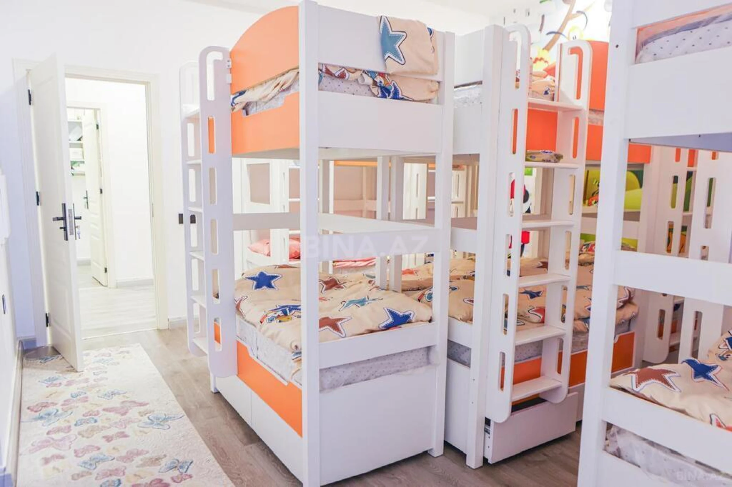 Satılır obyekt 517 m²