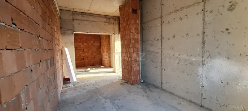 Satılır 4 otaqlı mənzil 149 m²