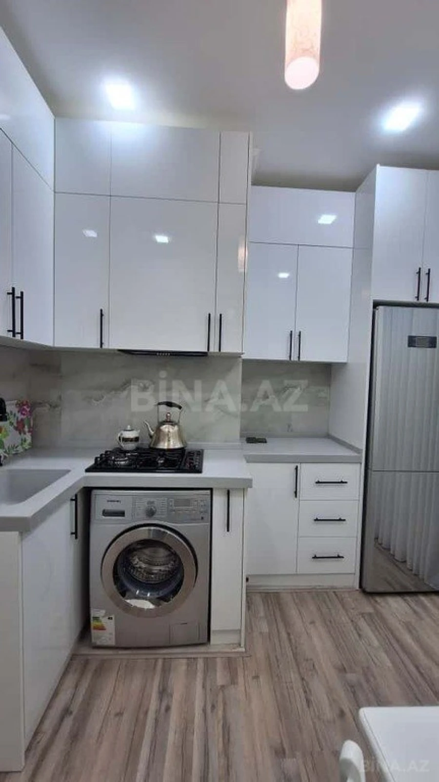 Satılır 3 otaqlı mənzil 70 m²