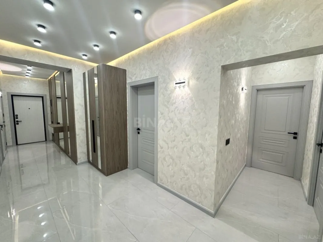 Satılır 3 otaqlı mənzil 88 m²