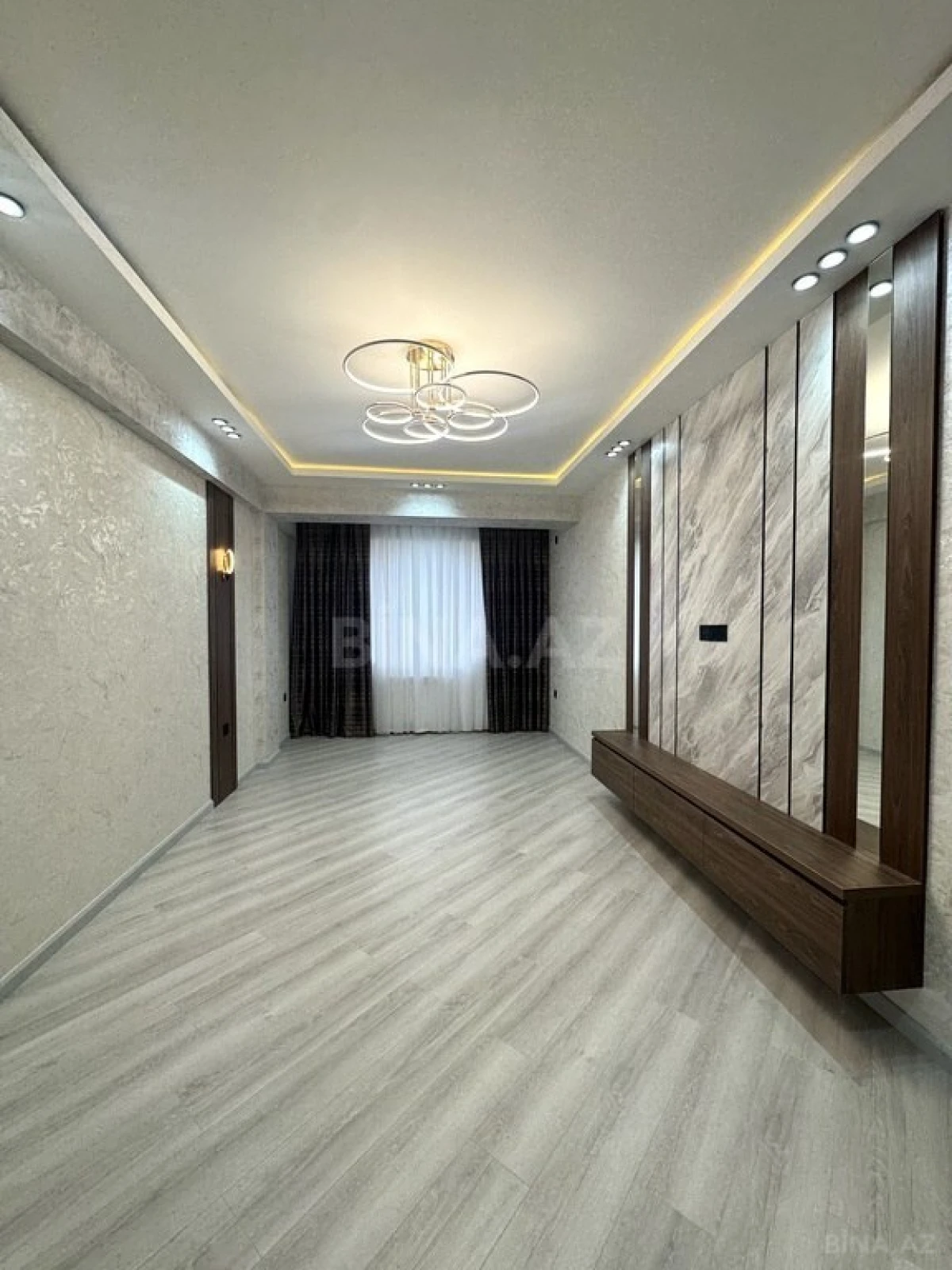 Satılır 3 otaqlı mənzil 88 m²