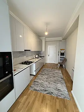 Satılır 4 otaqlı mənzil 127 m²